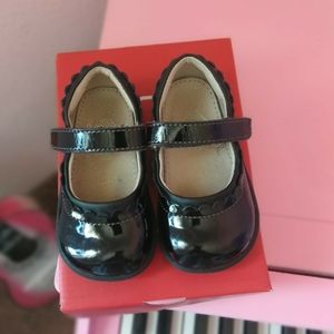 BLK patent leather toddler shoe